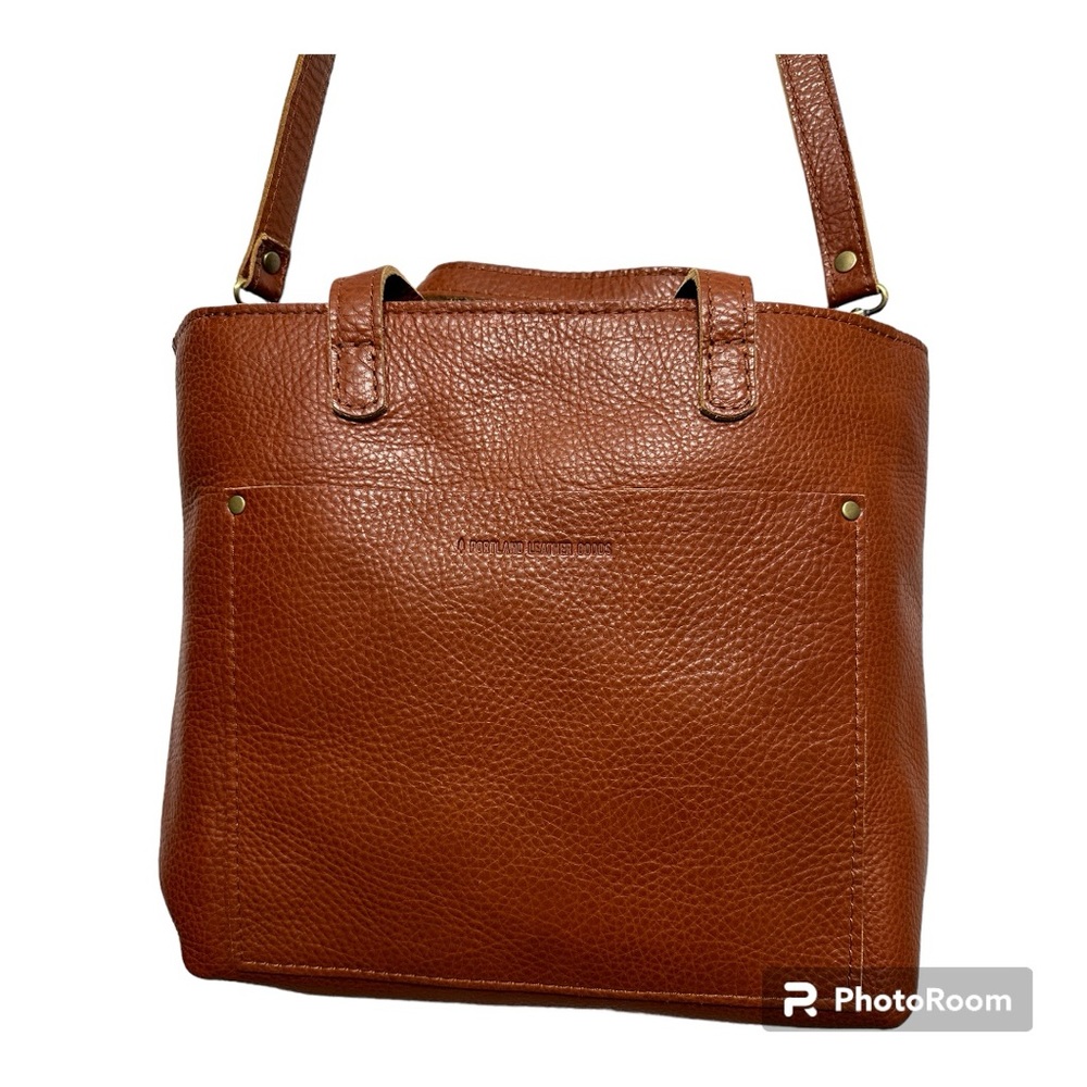 Portland Leather Goods medium zipper crossbody in Sedona (retired color)